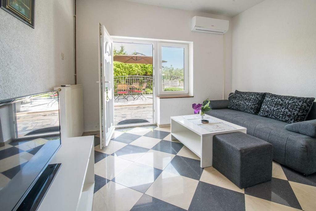 Beljan Apartments Krk Town Extérieur photo